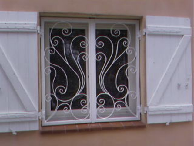 grille de sécurité pour fenêtre ventabren